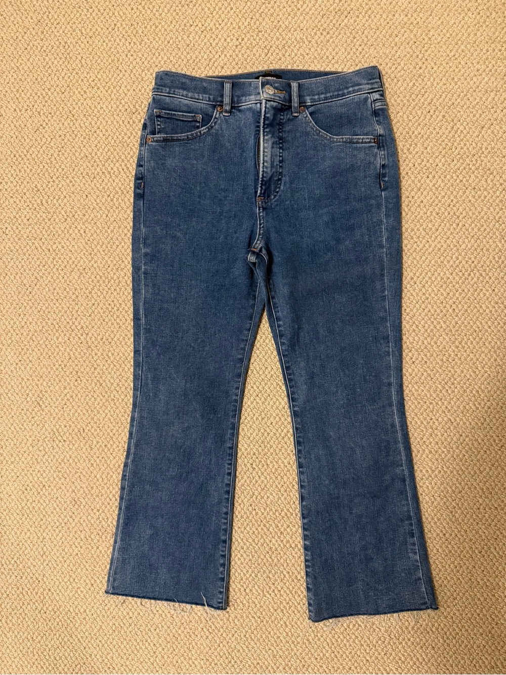 Express Cropped Flare High-Rise 4-Way Hyper Stretch Women’s Jeans